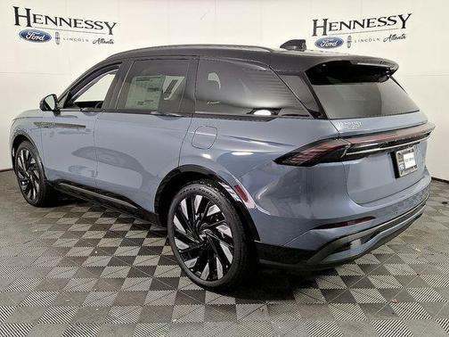 Whisper Blue Metallic Clearcoat 2026 Lincoln Nautilus Reserve