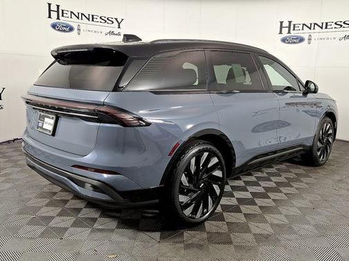 Whisper Blue Metallic Clearcoat 2026 Lincoln Nautilus Reserve
