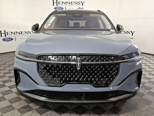 Whisper Blue Metallic Clearcoat 2026 Lincoln Nautilus Reserve