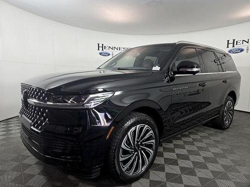 Infinite Black Metallic Clearcoat 2026 Lincoln Navigator Black Label