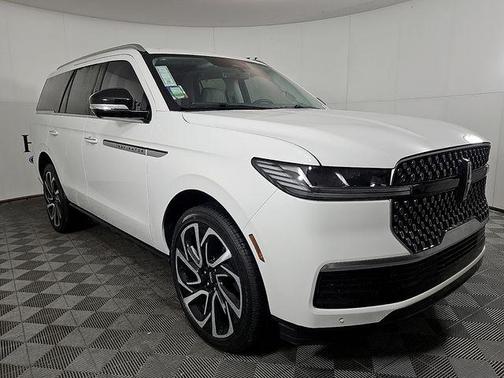 White 2026 Lincoln Navigator Reserve