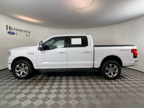 2023 Ford F-150 Lightning LARIAT