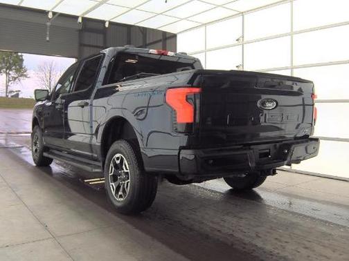 2023 Ford F-150 Lightning XLT