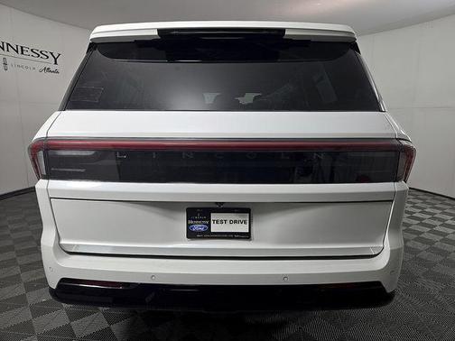 White 2026 Lincoln Navigator Premiere