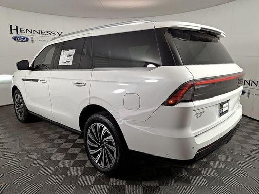 2025 Lincoln Navigator Black Label