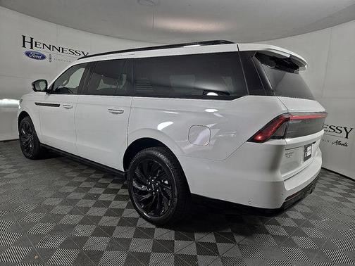2025 Lincoln Navigator Reserve