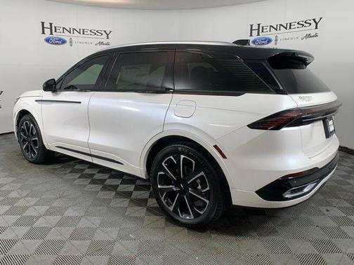 2025 Lincoln Nautilus Reserve