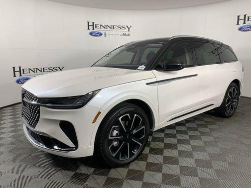 2025 Lincoln Nautilus Reserve