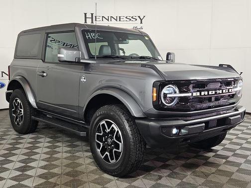 2023 Ford Bronco Outer Banks