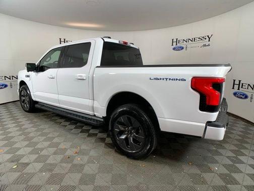 2025 Ford F-150 Lightning Flash