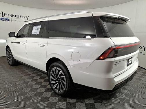 2025 Lincoln Navigator Black Label