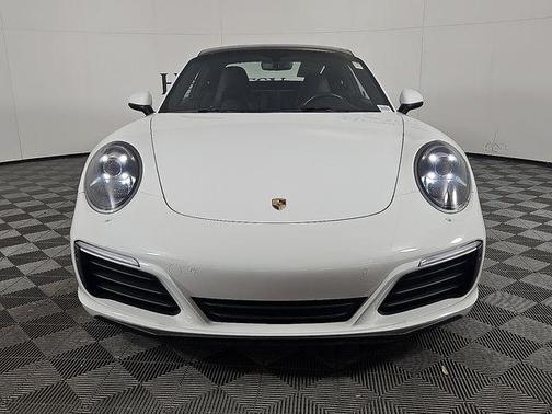 2017 Porsche 911 Carrera