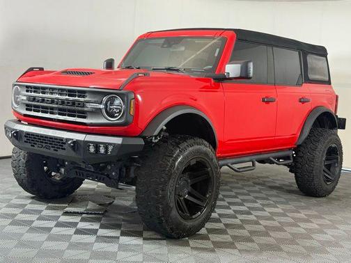 2023 Ford Bronco Base