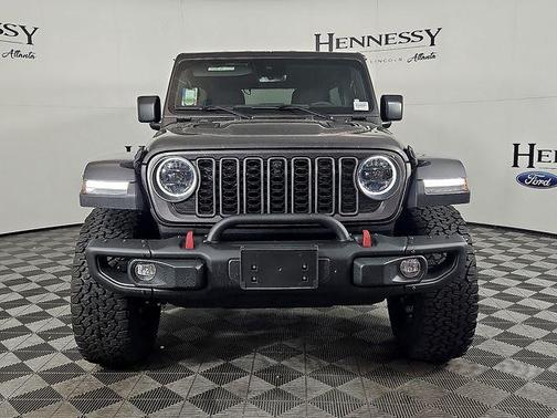 Granite Crystal Metallic Clearcoat 2025 Jeep Wrangler Rubicon