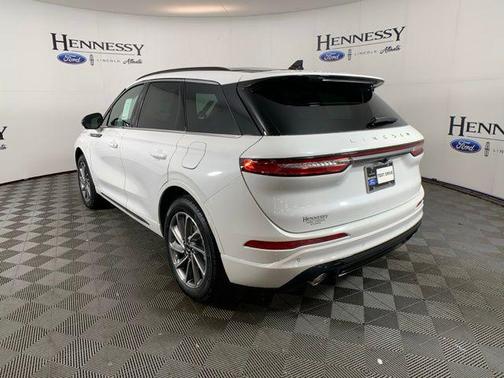 Pristine White Metallic Tri-Coat 2025 Lincoln Corsair Grand Touring