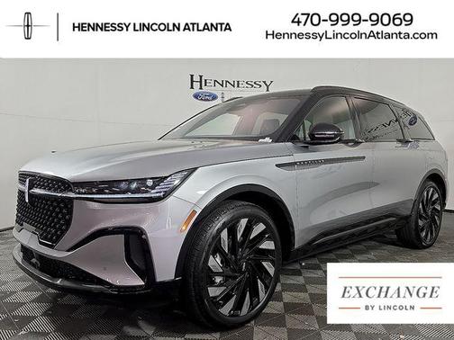 Silver Radiance Metallic Clearcoat 2026 Lincoln Nautilus Reserve