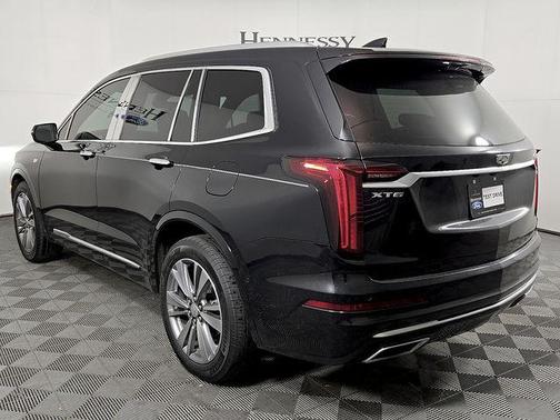 2023 Cadillac XT6 Premium Luxury FWD