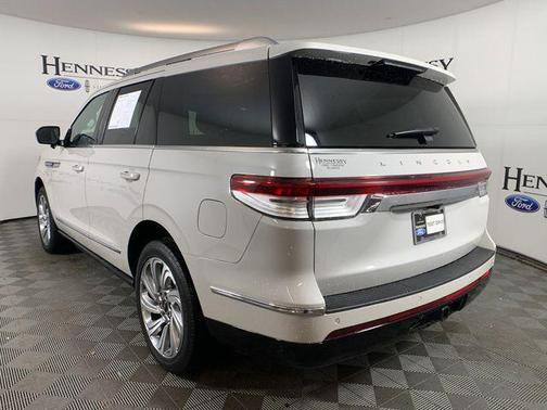 2024 Lincoln Navigator Reserve