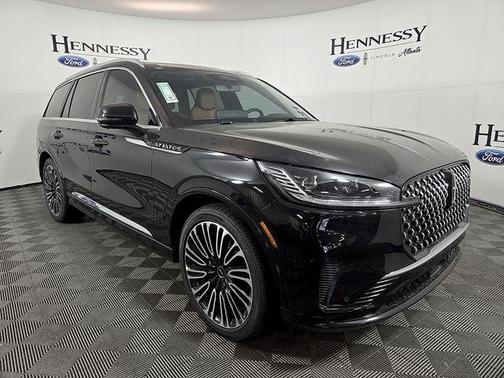 Infinite Black Metallic Clearcoat 2026 Lincoln Aviator Black Label AWD