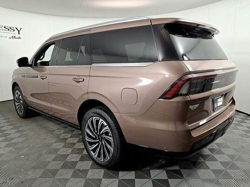 2025 Lincoln Navigator Black Label
