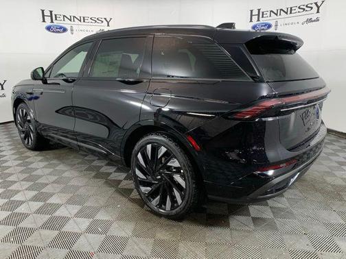 2025 Lincoln Nautilus Reserve