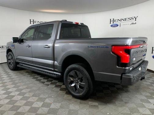 2025 Ford F-150 Lightning LARIAT