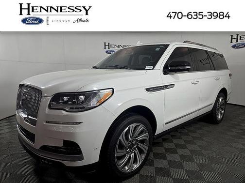 Pristine White Metallic Tri-Coat 2022 Lincoln Navigator Reserve
