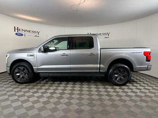 2025 Ford F-150 Lightning LARIAT