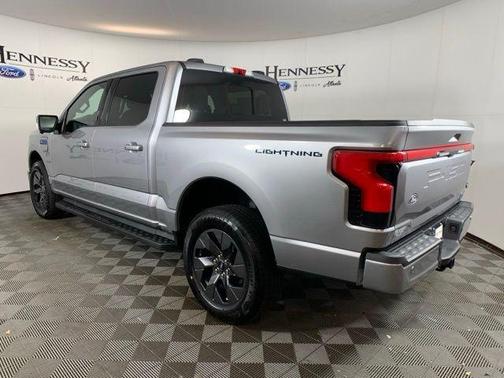 2025 Ford F-150 Lightning LARIAT