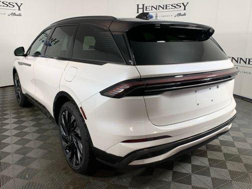2025 Lincoln Nautilus Reserve