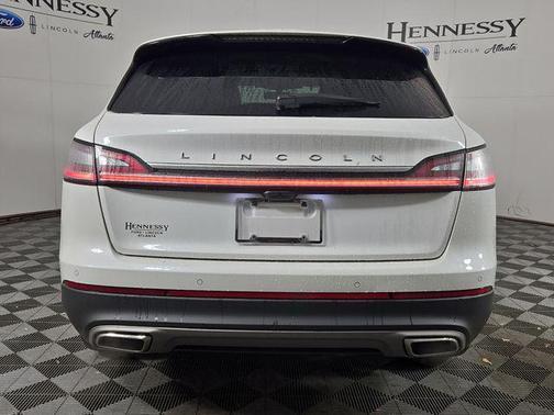 2022 Lincoln Nautilus Standard