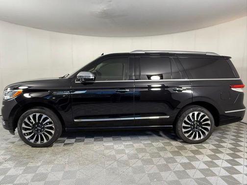 2023 Lincoln Navigator Black Label
