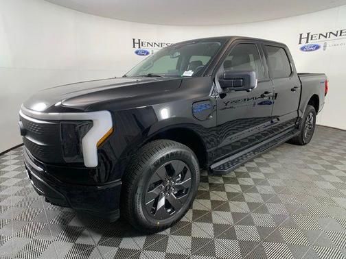 2025 Ford F-150 Lightning LARIAT