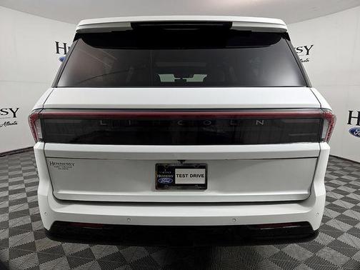 2025 Lincoln Navigator Black Label