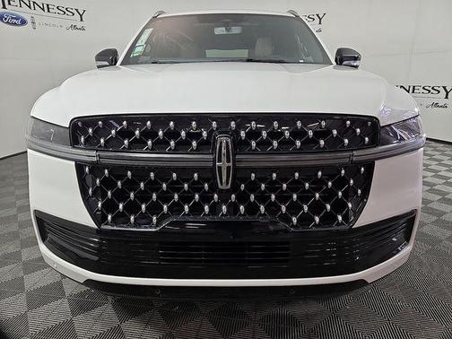 2025 Lincoln Navigator Black Label