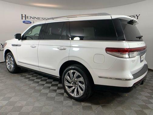 2024 Lincoln Navigator Reserve