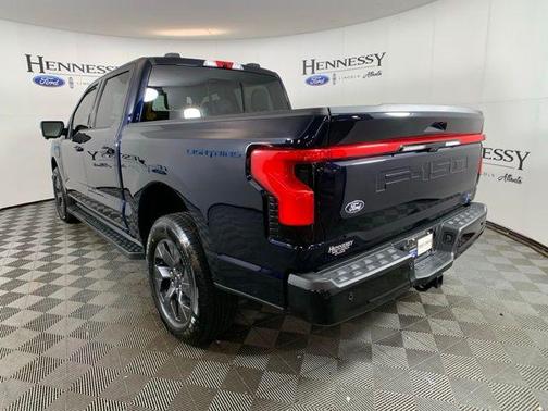 2025 Ford F-150 Lightning LARIAT