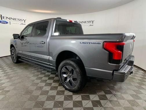2025 Ford F-150 Lightning Flash