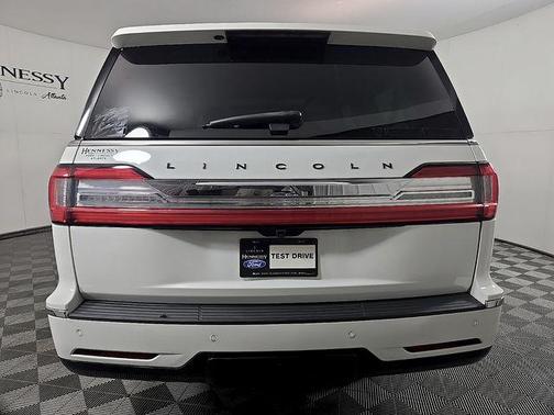 Pristine White 2020 Lincoln Navigator Black Label