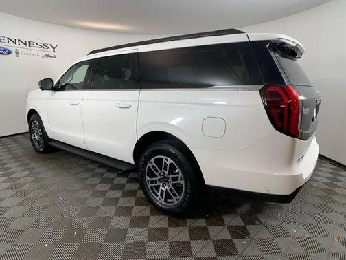 2025 Ford Expedition Max Active 4x2