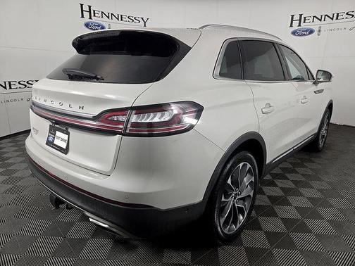 Ceramic Pearl Metallic Tinted Clearcoat 2022 Lincoln Nautilus Reserve