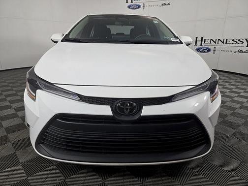 Ice Cap 2024 Toyota Corolla LE