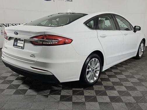 2020 Ford Fusion Hybrid SE