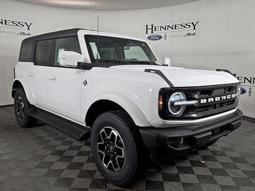 2025 Ford Bronco Outer Banks