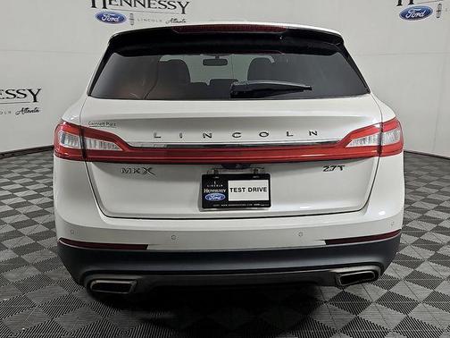White Platinum Clearcoat Metallic 2017 Lincoln MKX Select