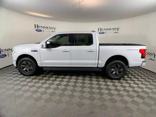 2025 Ford F-150 Lightning LARIAT
