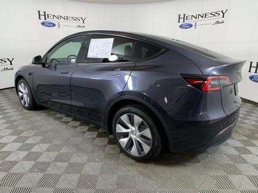 2024 Tesla Model Y Long Range Dual Motor All-Wheel Drive