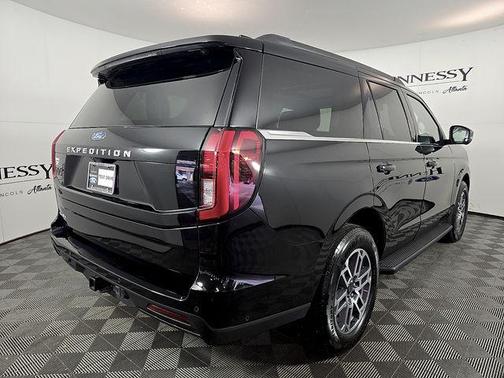 Black Metallic 2025 Ford Expedition Active