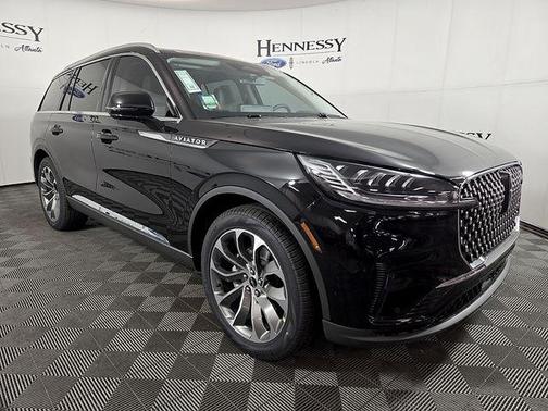 Infinite Black Metallic Clearcoat 2026 Lincoln Aviator Reserve