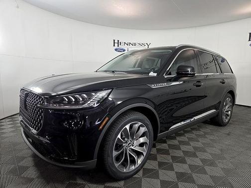 Infinite Black Metallic Clearcoat 2026 Lincoln Aviator Reserve